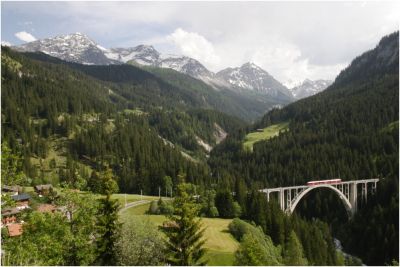 Das Viadukt bei Langwies überquer Allegra 3503 in Richtung Arosa
Schlüsselwörter: allegra , 3503