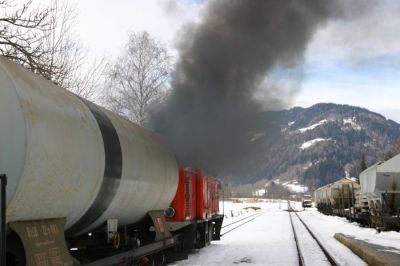 Verschub in Frojach
"Leicht rauchend" fährt VL 13 mit ihrem Güterzug an.
Schlüsselwörter: VL 13 , stlb