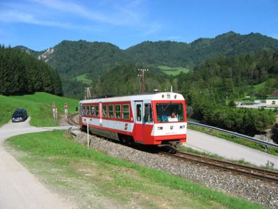 5090.09 zwischen Mirenau und Opponitz
5090.009 auf einem Bahnübergang zwischen Mirenau und Opponitz.
Schlüsselwörter: 5090 , 009
